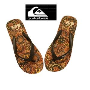 Quicksilver Molokai Flip Flops. Size 8/9.